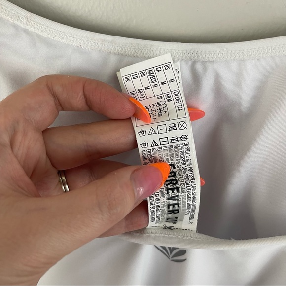 FOREVER 21 White Orange Malibu Graphic One Piece Swimsuit NEW - Picture 12 of 14